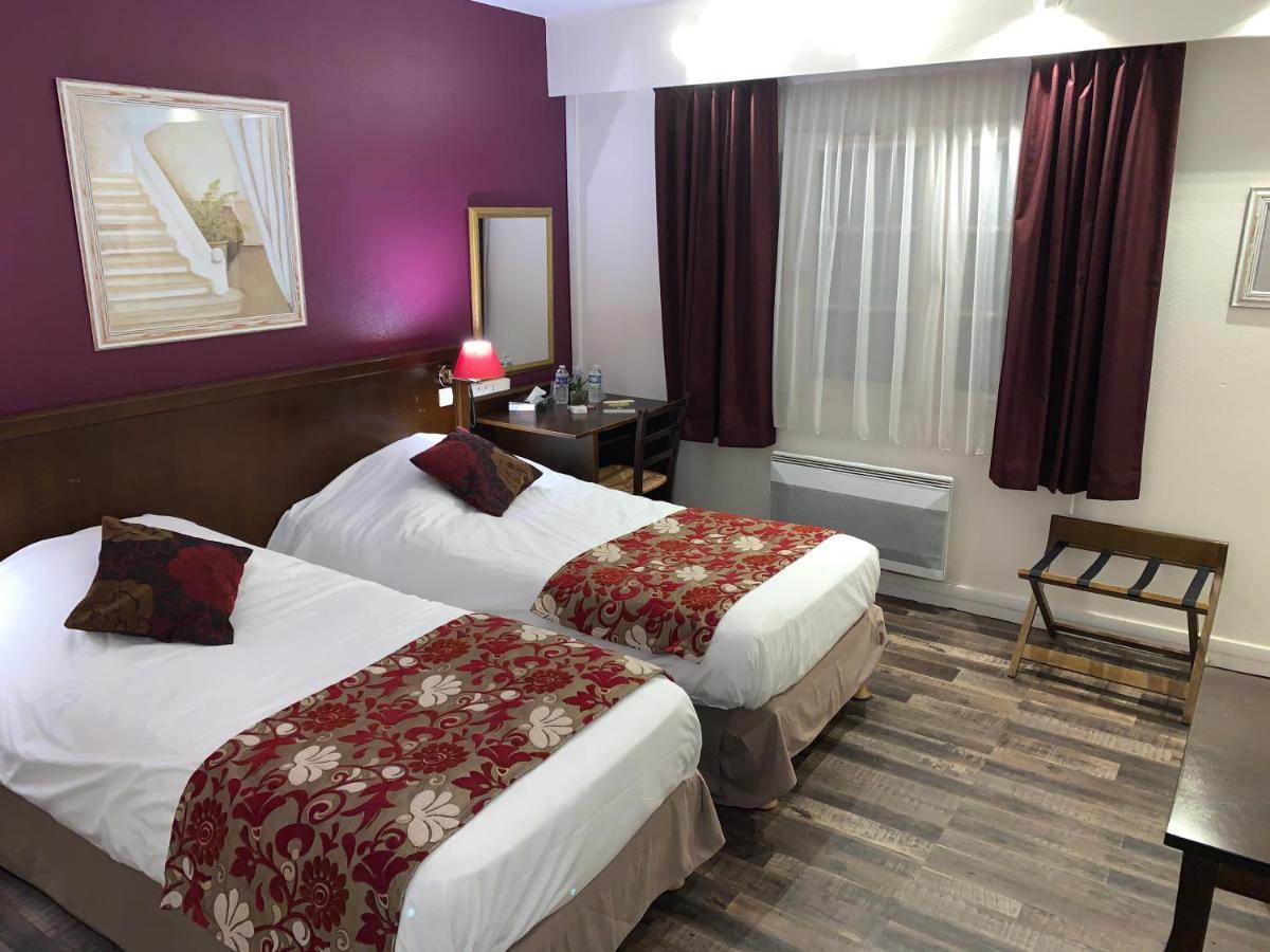 Logis Hotel Les Nympheas Chaufour-lès-Bonnières Bagian luar foto