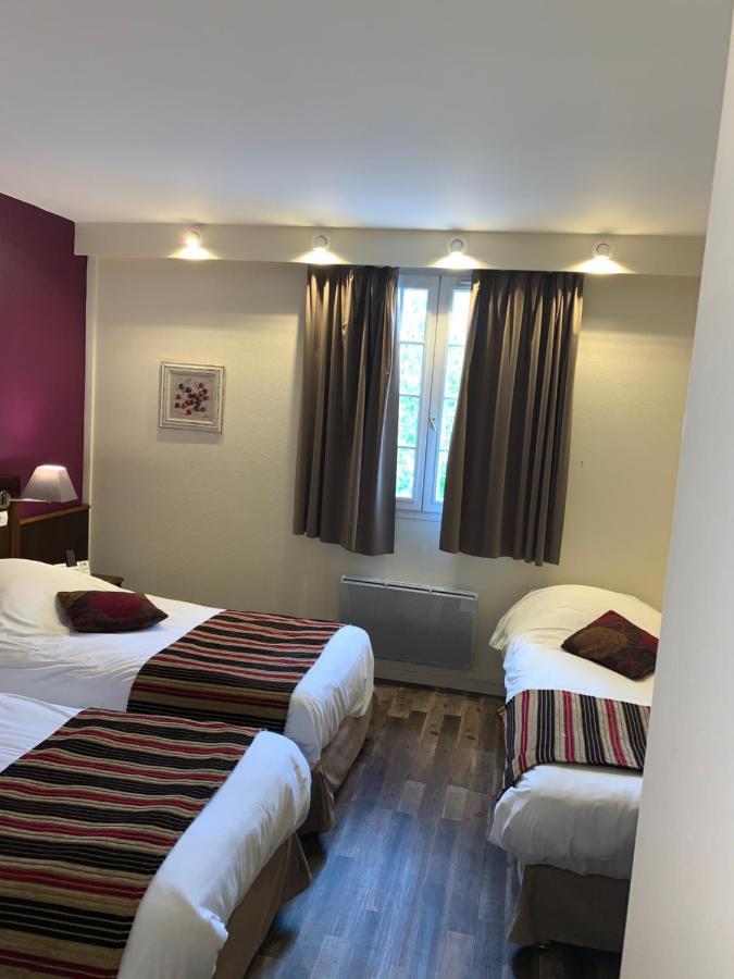 Logis Hotel Les Nympheas Chaufour-lès-Bonnières Bagian luar foto