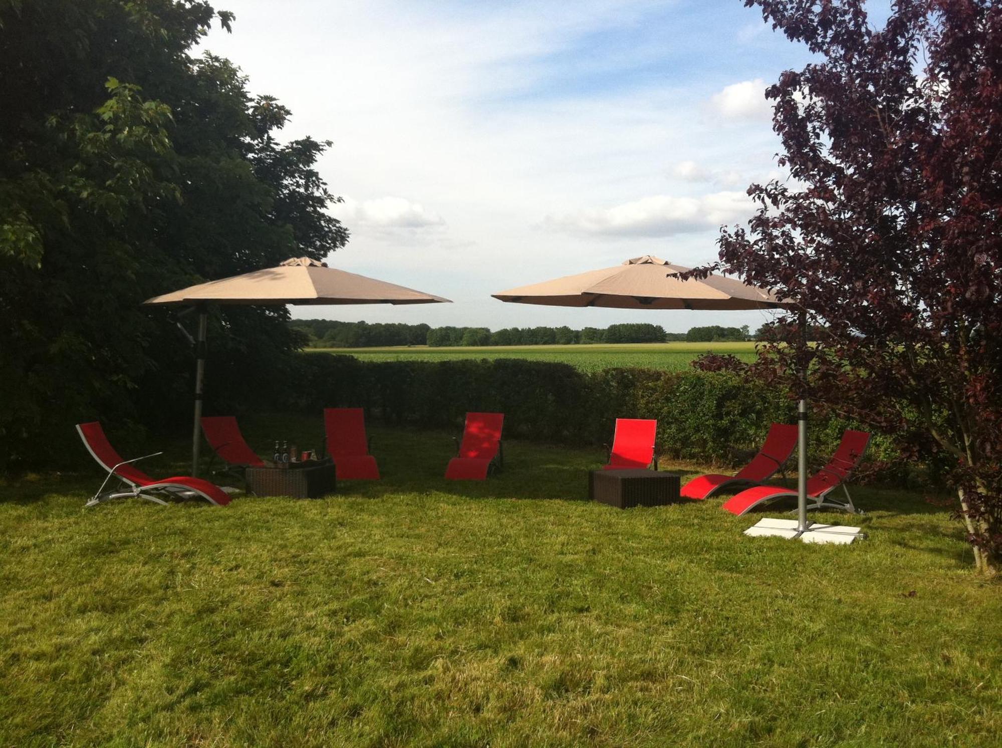 Logis Hotel Les Nympheas Chaufour-lès-Bonnières Bagian luar foto